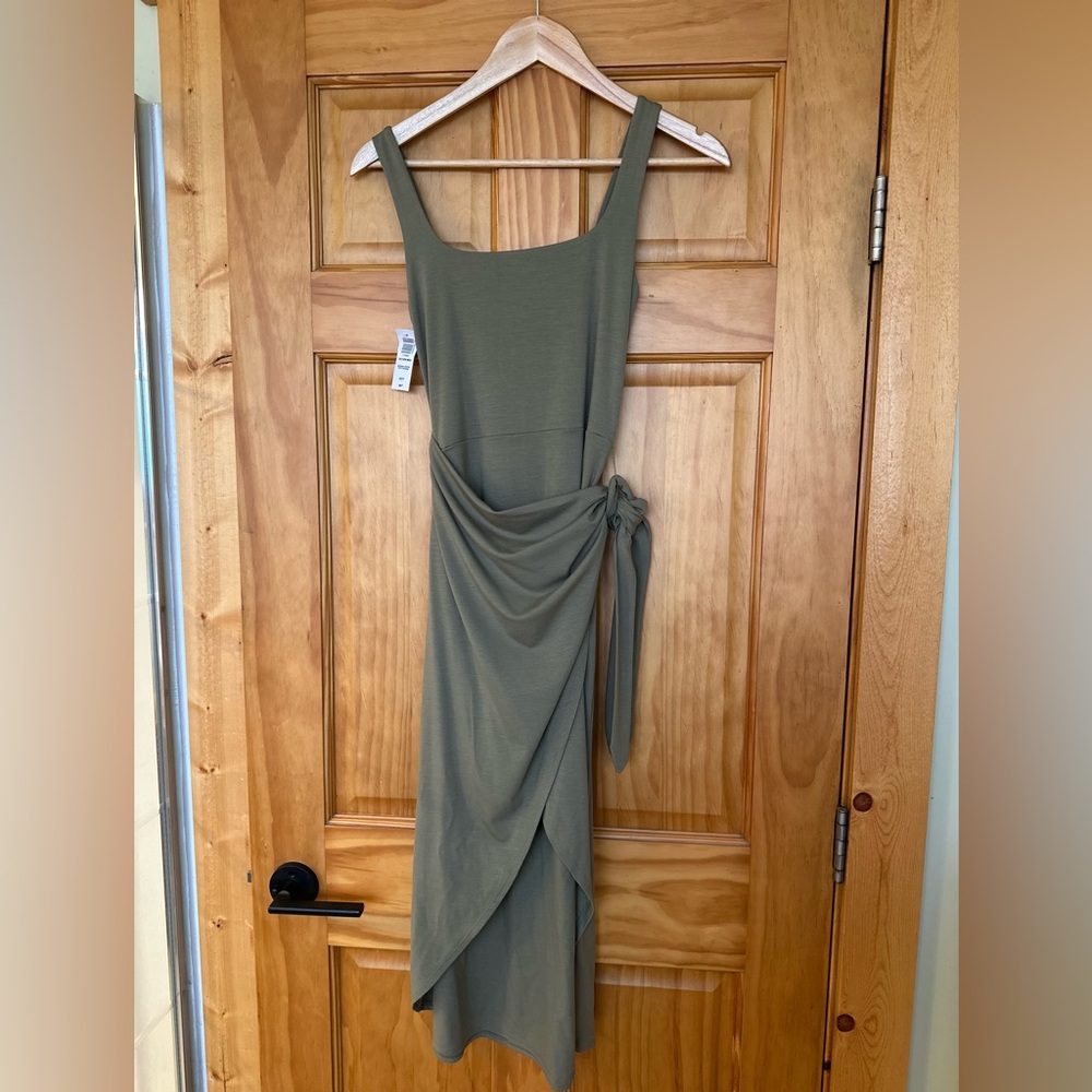 Aritzia Wilfred Midi